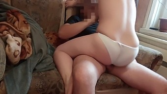 Ukrajinská Teenka S Malými Kozičkami Si Užívá Drsný Sex V Hd Videu