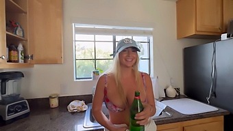 Beautiful Wife In Bikini, Hot Scene With Neighbor, Amazing Reality Porn